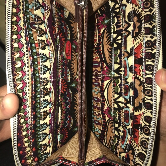 Sakroots Elephant Wallet - Picture 3 of 4